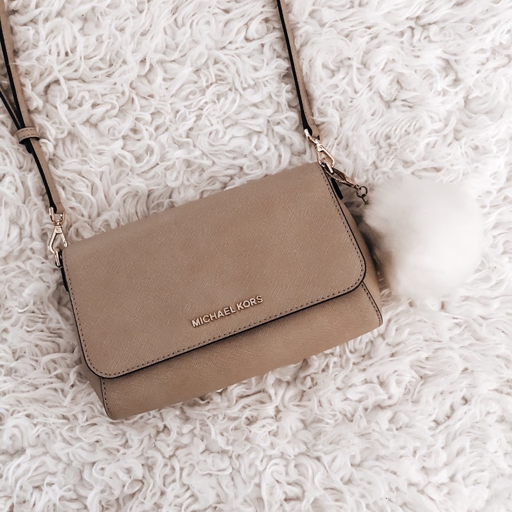 ↠ SOLD ↞